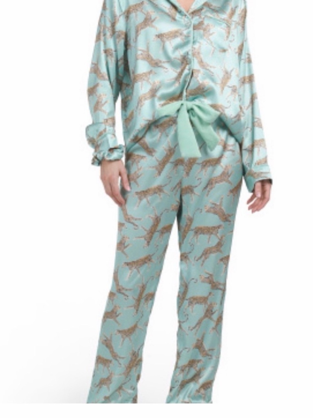 8 Oak Lane Satin Pajama set. Leopard print Mint green size L/XL